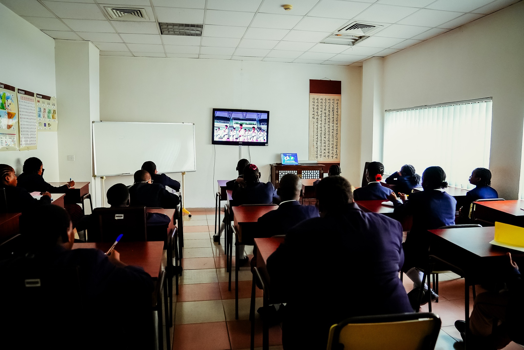 Total Academy Abuja  문화원 방문