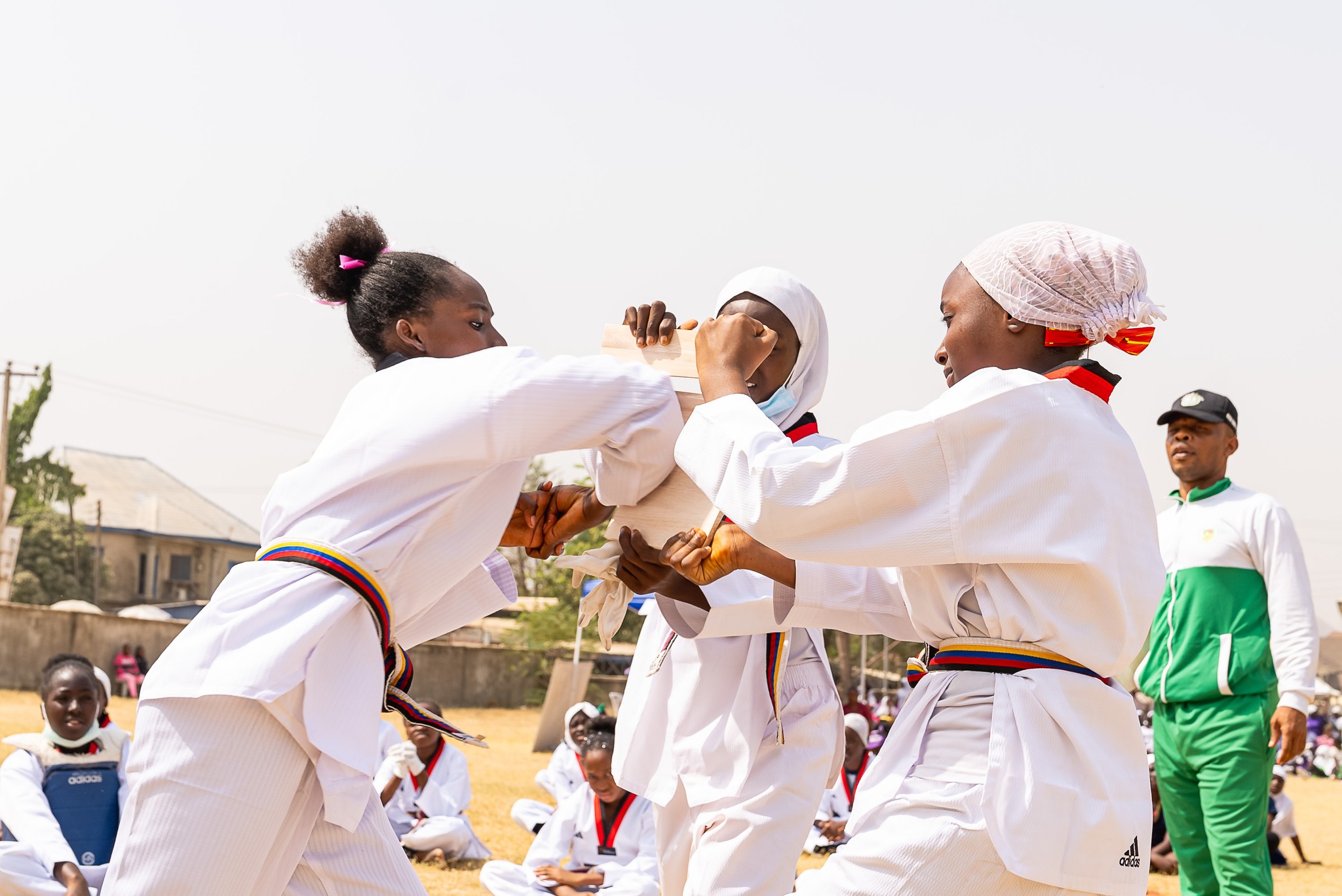 KCCN, 아부자에서 열린 모델 걸스 JSS 사내 스포츠 대회 참가