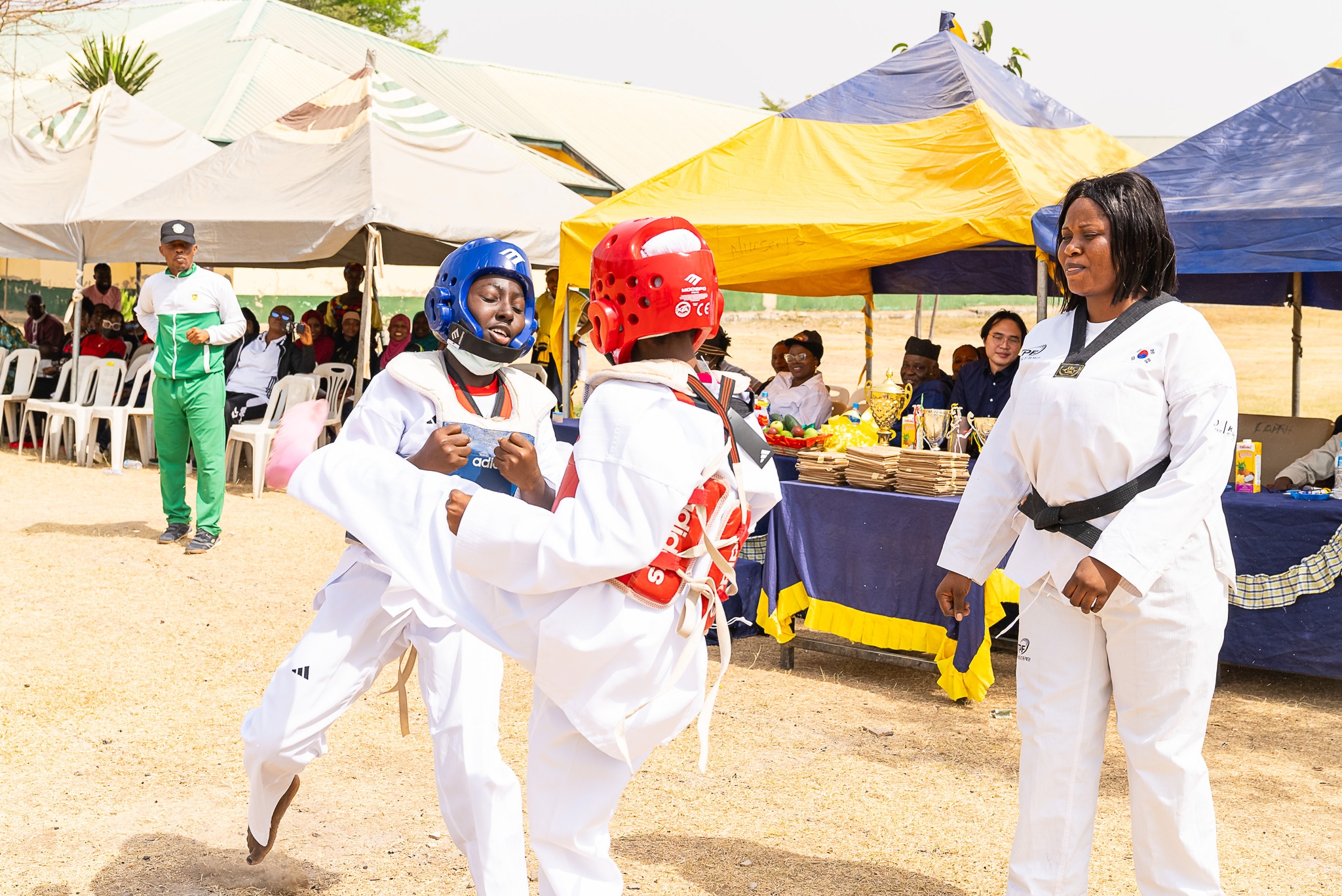 KCCN, 아부자에서 열린 모델 걸스 JSS 사내 스포츠 대회 참가