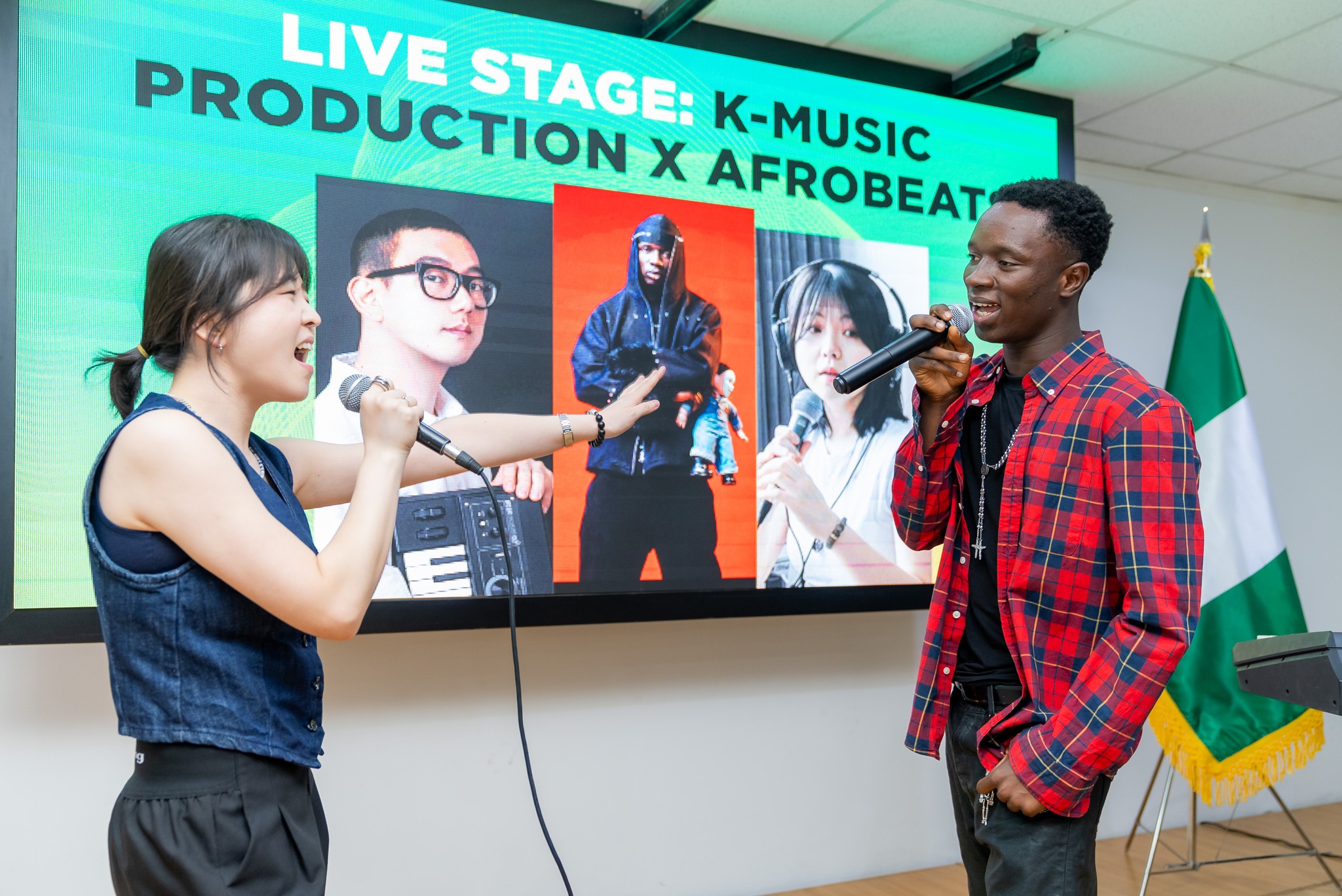 라이브 무대: 케이뮤직 프로덕션 x 아프로베츠