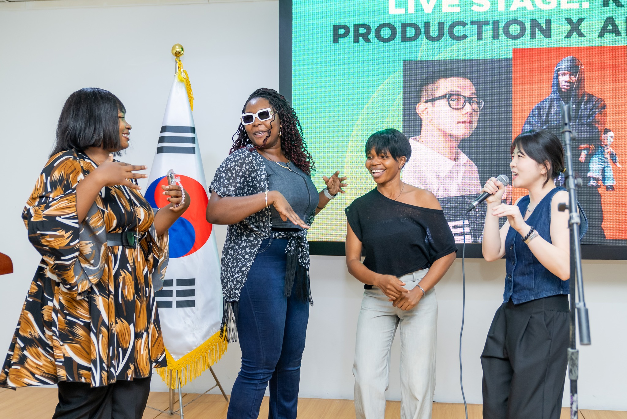 라이브 무대: 케이뮤직 프로덕션 x 아프로베츠